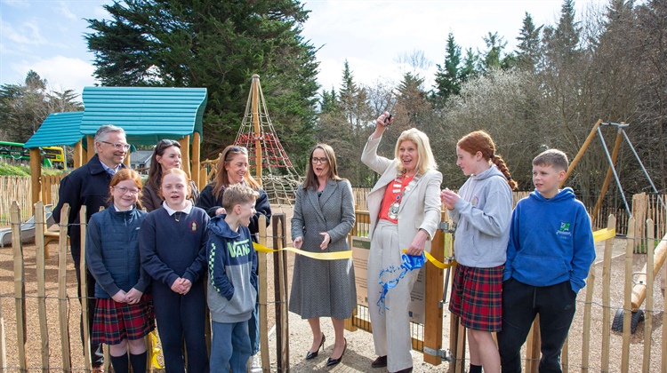 New playground opened at Bog Meadow, Enniskerry by Cathaoirleach Cllr. Melanie Corrigan